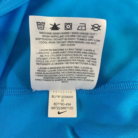 Nike Dri-Fit Women's Blue Short Sleeve Shirt - Picture 6 of 6